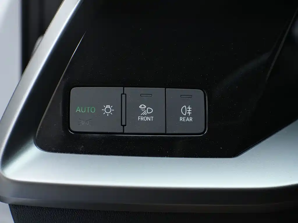 Audi A3 2023 — фото 11
