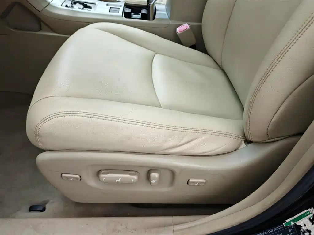 Toyota Highlander 2010 — фото 20