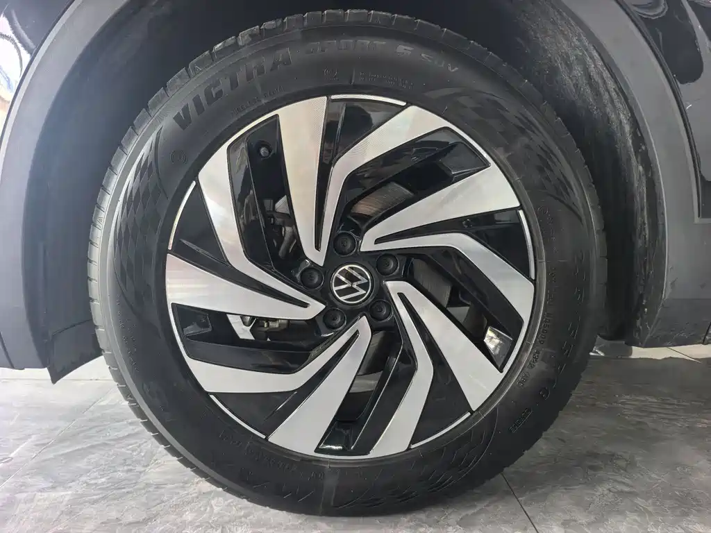 Volkswagen Tiguan L 2023 — фото 15