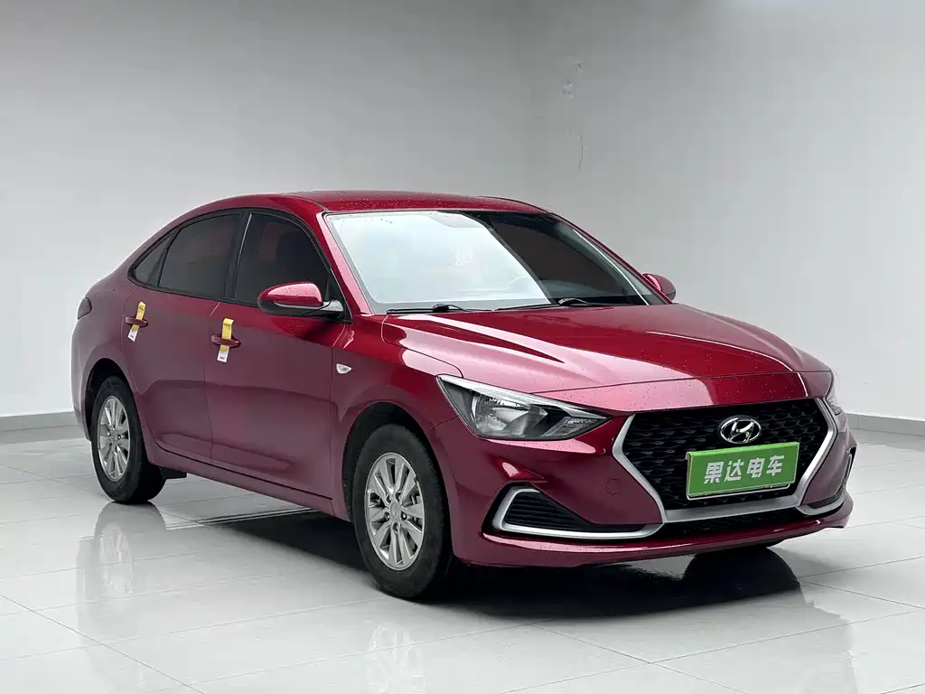 Hyundai Elantra 2021 — фото 3