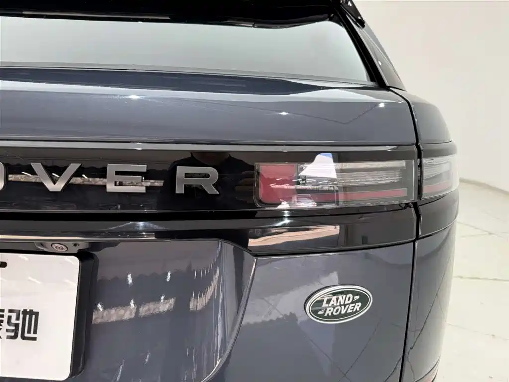 Land Rover Velar 2024 — фото 10
