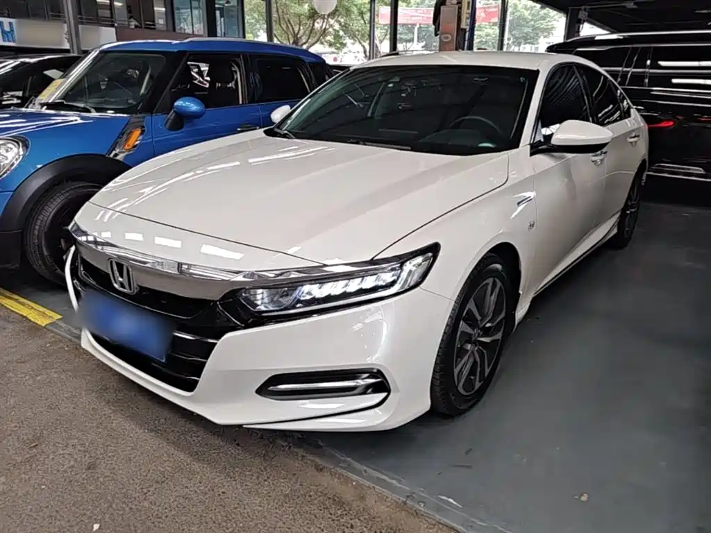 Honda Accord 2020 — фото 1