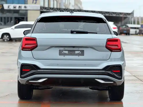 Audi Q2L 2022