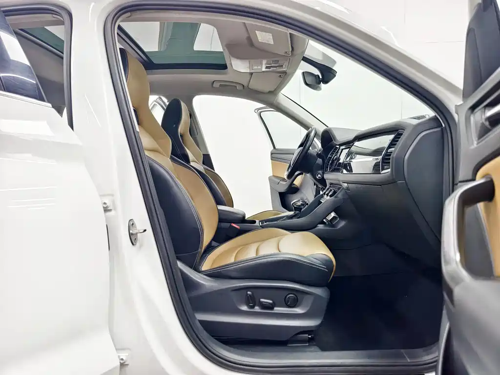 Skoda Kodiak GT 2021 — фото 14