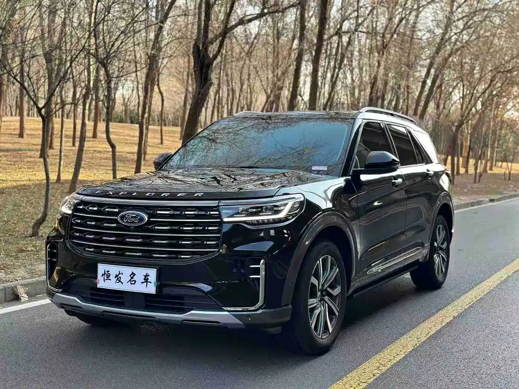 Ford Explorer 2023 — фото 2