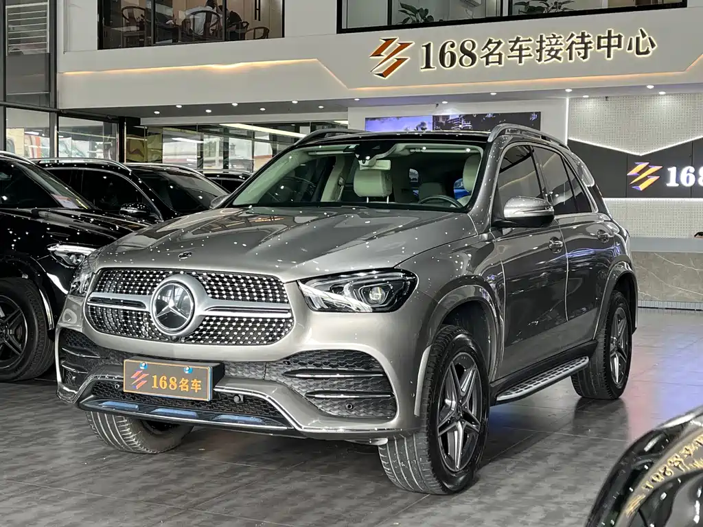 Mercedes-Benz GLE 2020 — фото 1