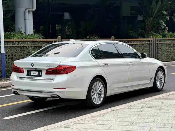 BMW 5 Series 2018