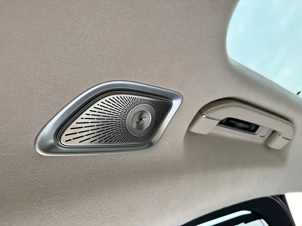 Mercedes-Benz S-Class 2024 — фото 26