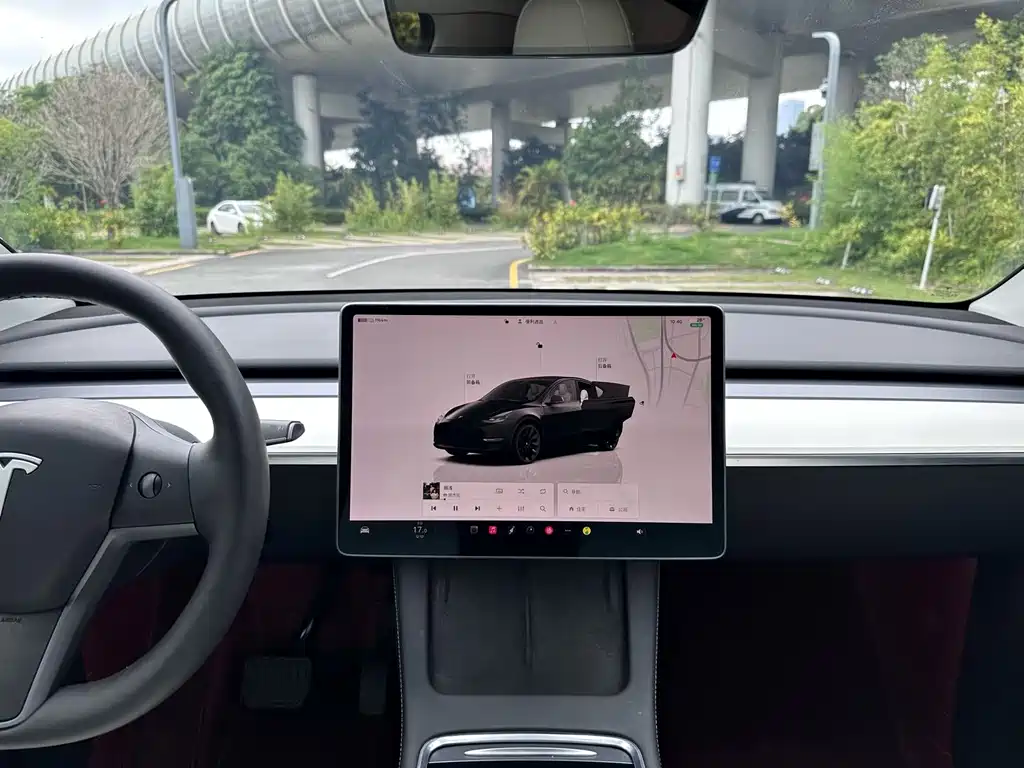 Tesla Model Y 2022 — фото 18
