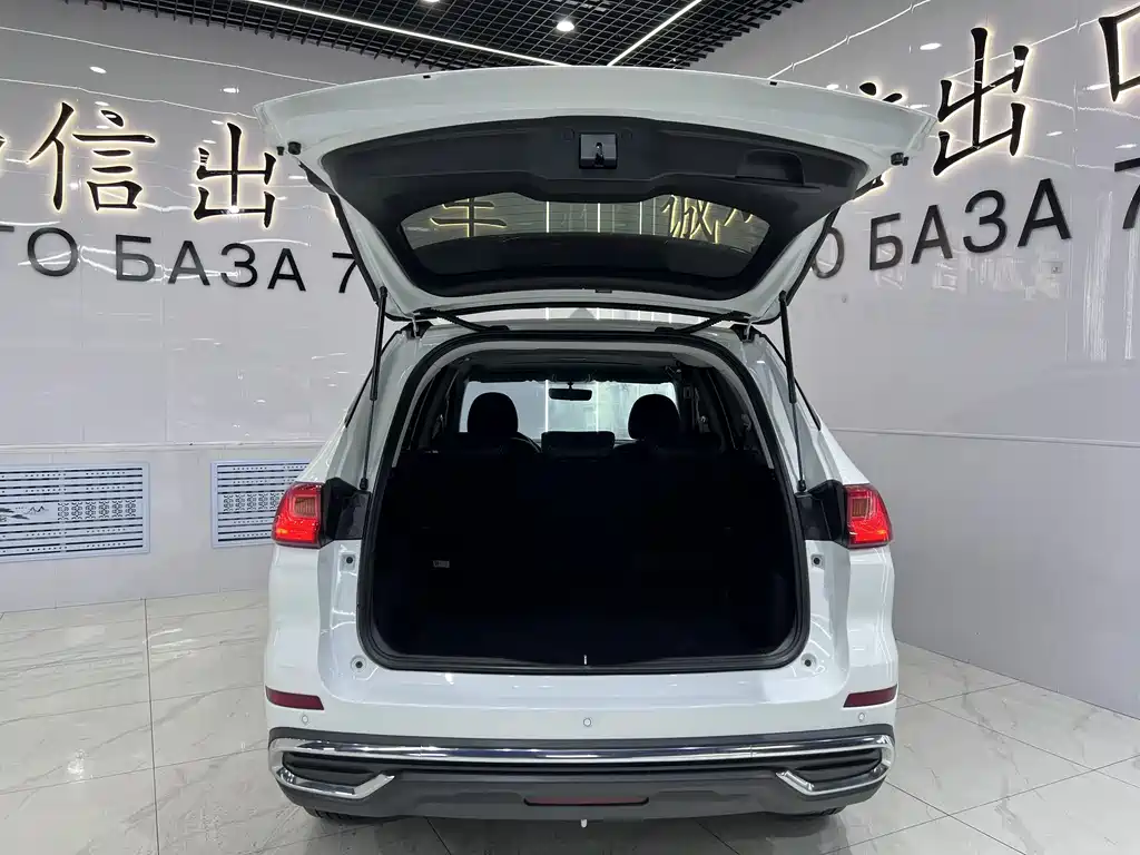 Haval M6 2023 — фото 17