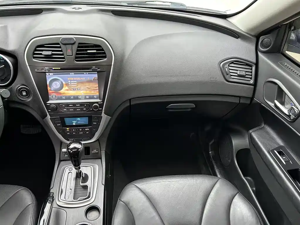 GAC Motor Trumpchi GS5 2014 — фото 14