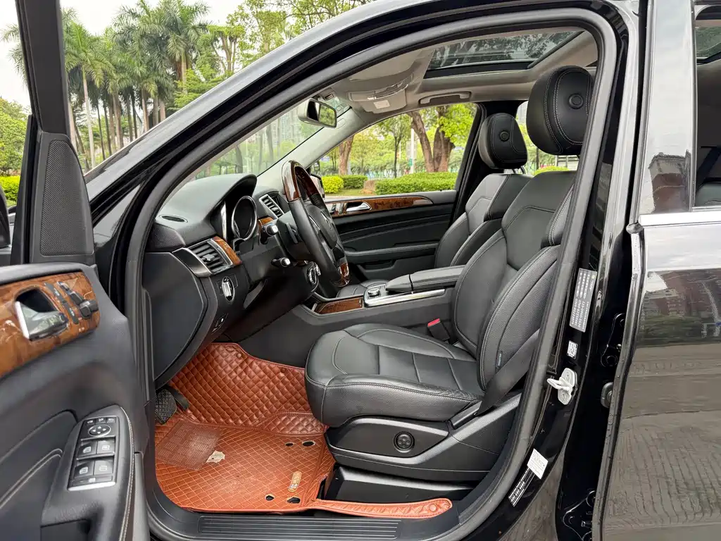 Mercedes-Benz M-Class 2015 — фото 14