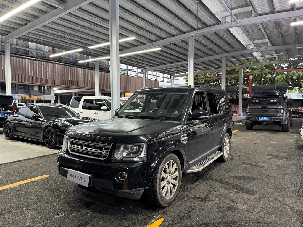 Land Rover Discovery 2015 — фото 1
