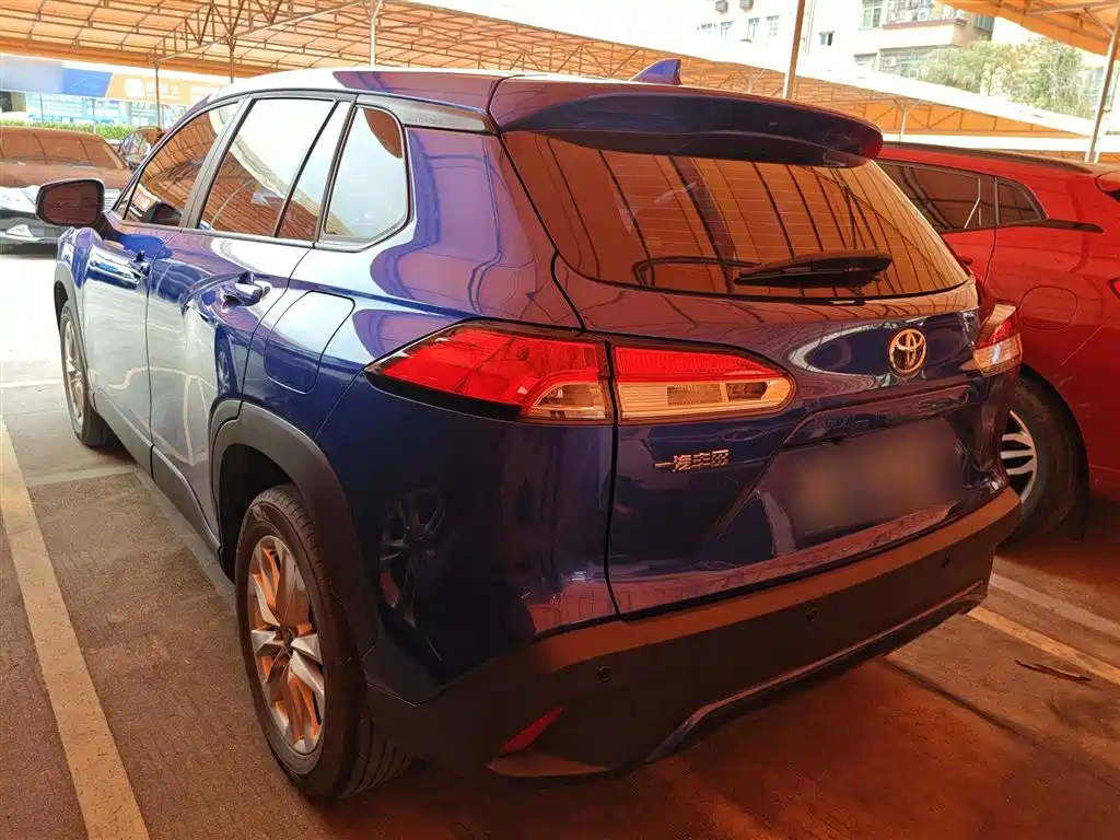 Toyota Corolla Cross 2023 — фото 23