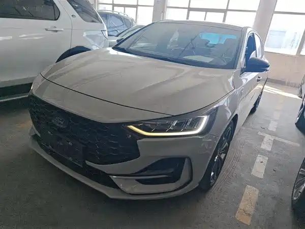 Ford Focus 2022