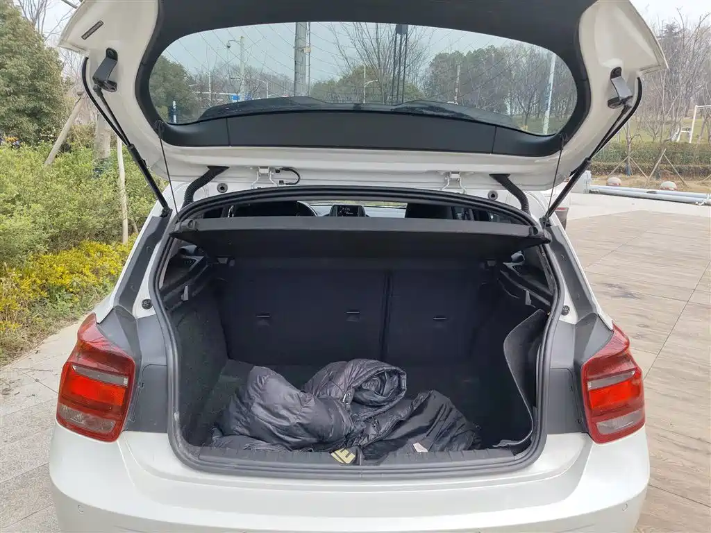 BMW 1 Series 2014 — фото 10