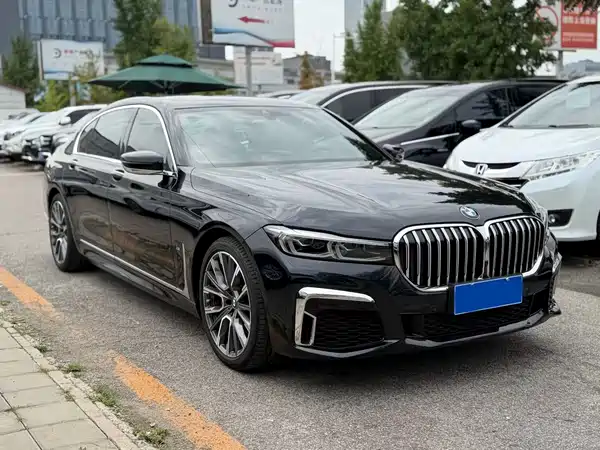 BMW 7 Series 2021