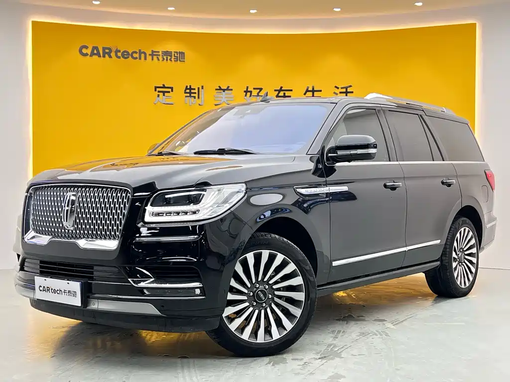 Lincoln Navigator 2021 — фото 1