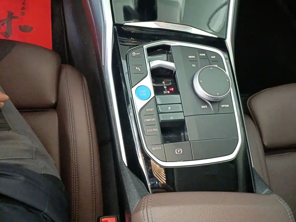 BMW i3 2024 — фото 10