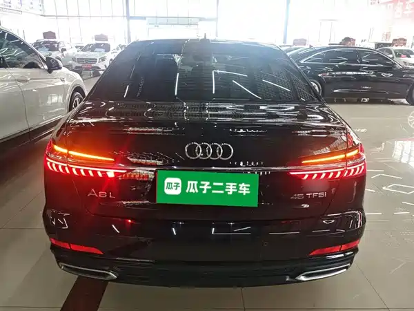 Audi A6L 2022