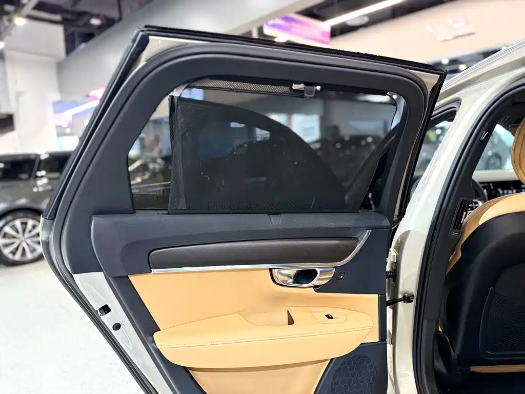 Volvo V90 2019 — фото 28
