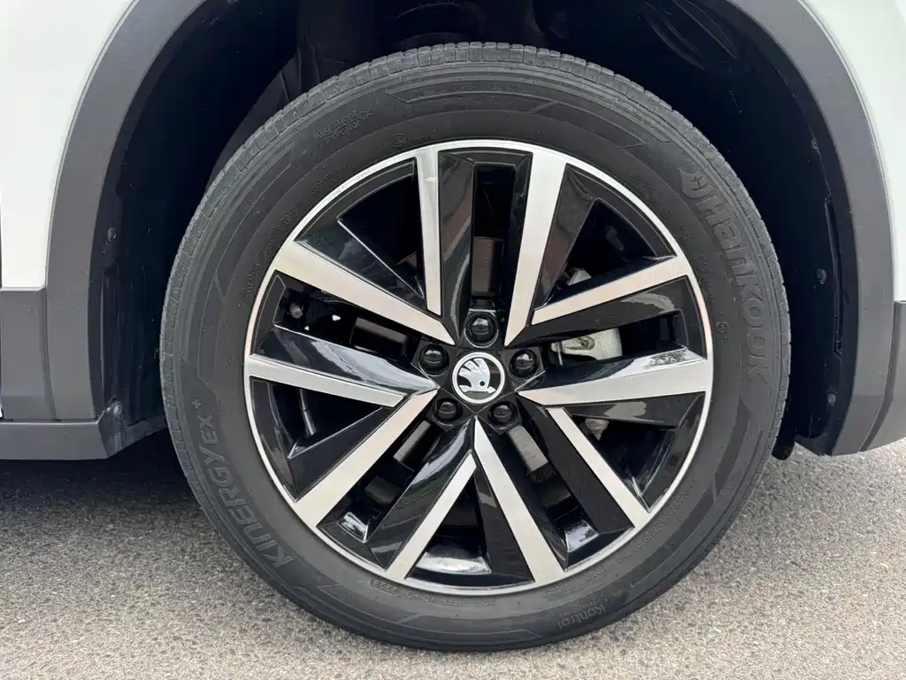 Skoda Kamiq 2023 — фото 17