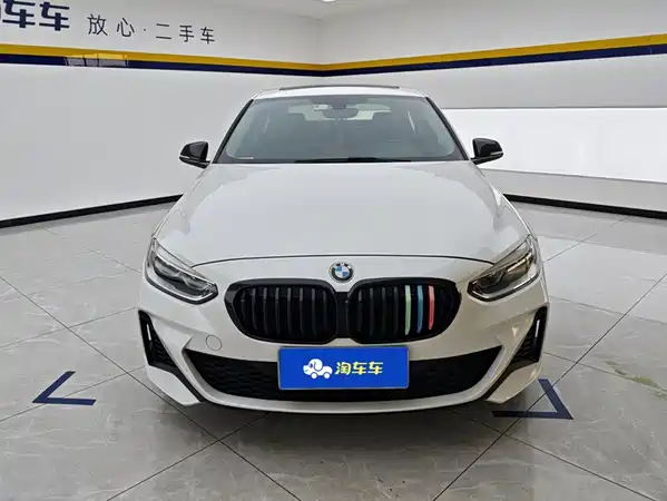 BMW 1 Series 2021