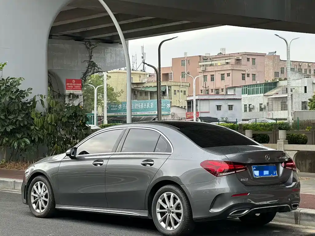 Mercedes-Benz A-Class 2023 — фото 3