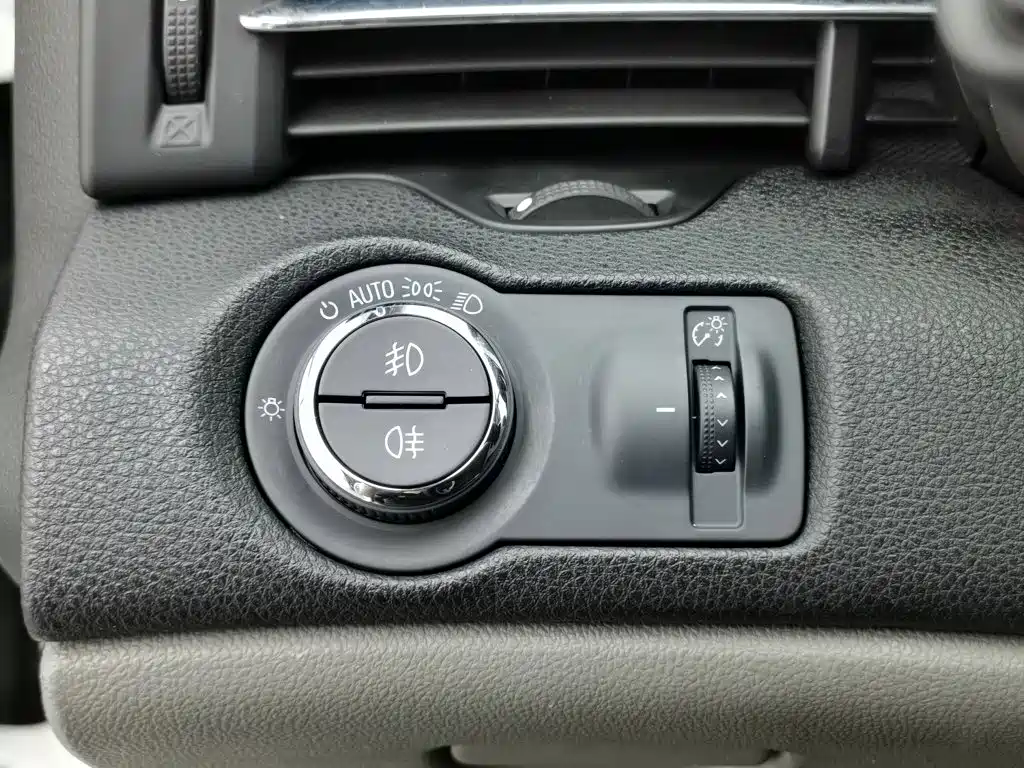 Chevrolet Malibu 2014 — фото 21