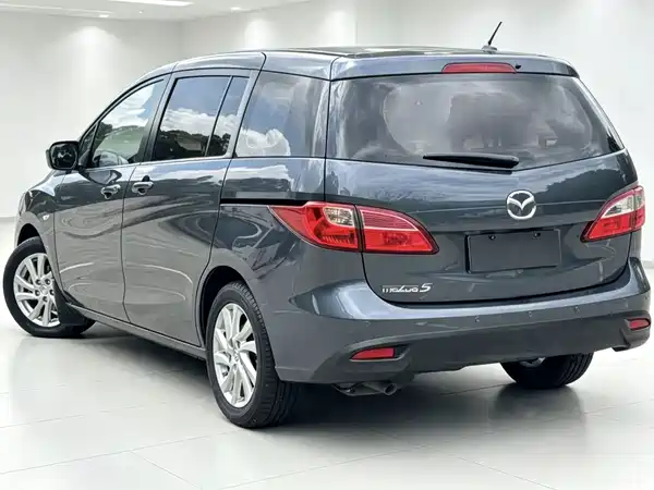 Mazda 5 2011