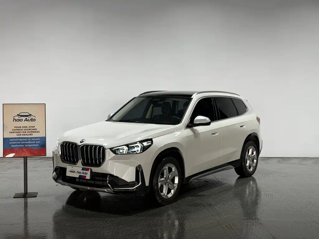BMW X1 2023 — фото 1