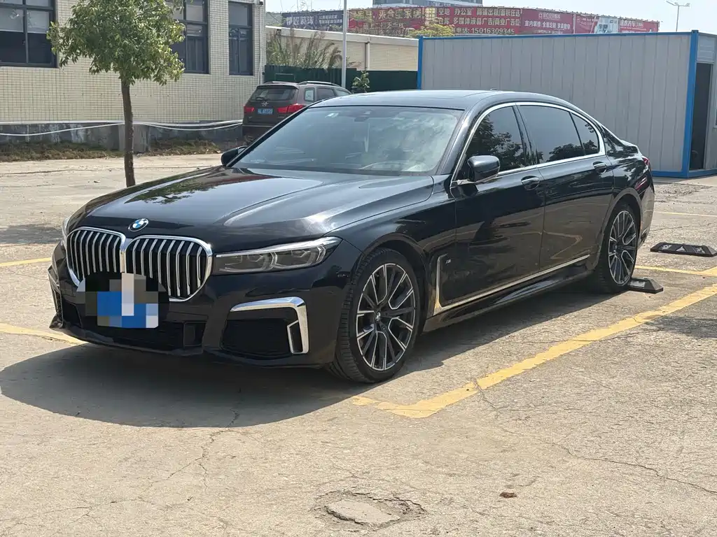 BMW 7 Series 2020 — фото 1