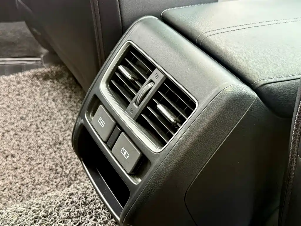 Honda Accord 2022 — фото 16
