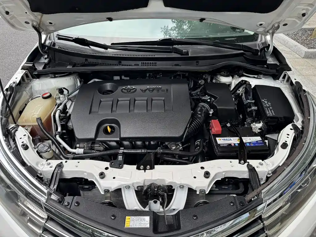Toyota Corolla 2015 — фото 17