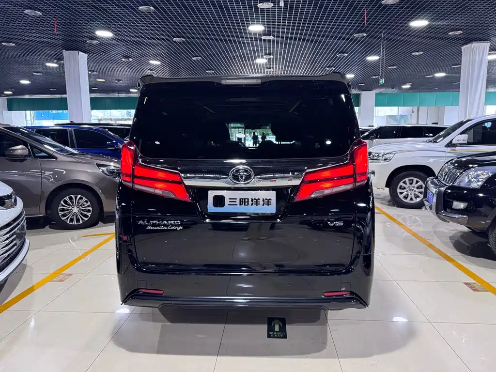 Toyota Alphard 2019 — фото 9