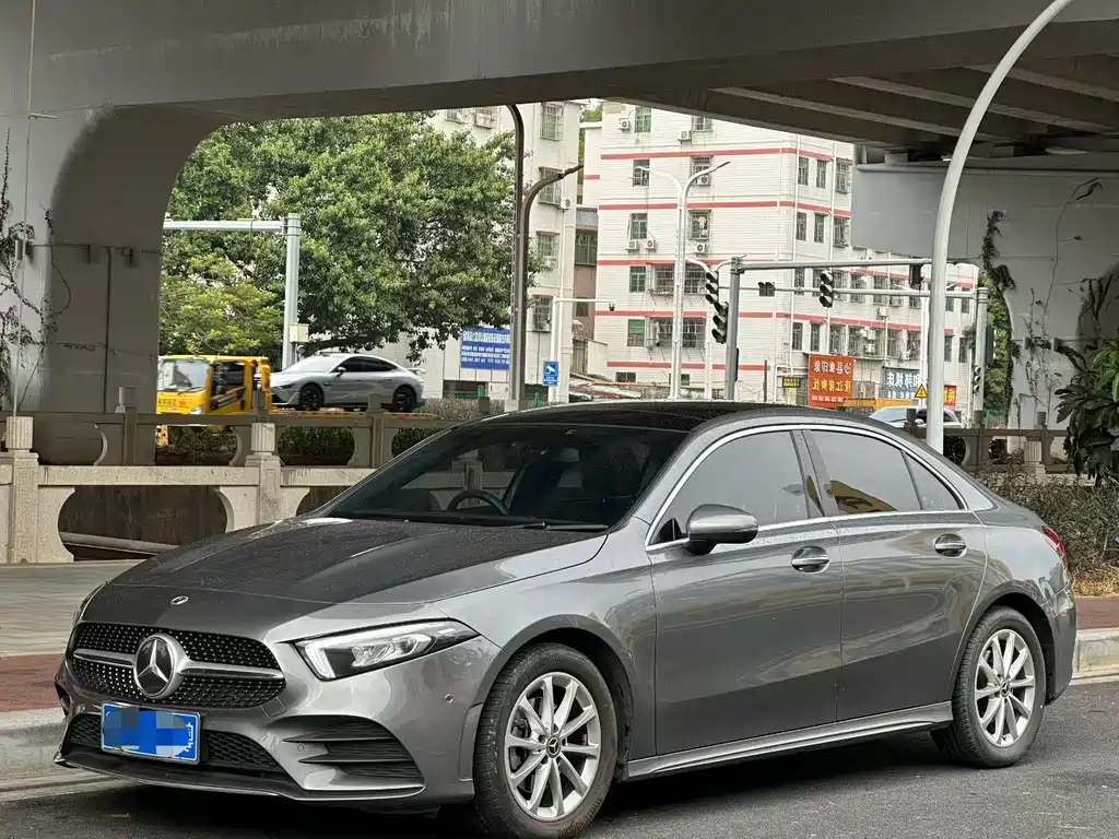 Mercedes-Benz A-Class 2023 — фото 1
