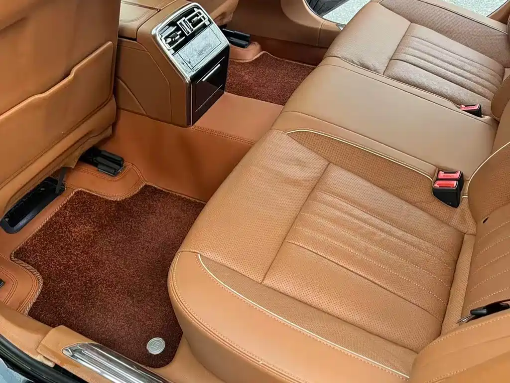 Hongqi H9 2022 — фото 15