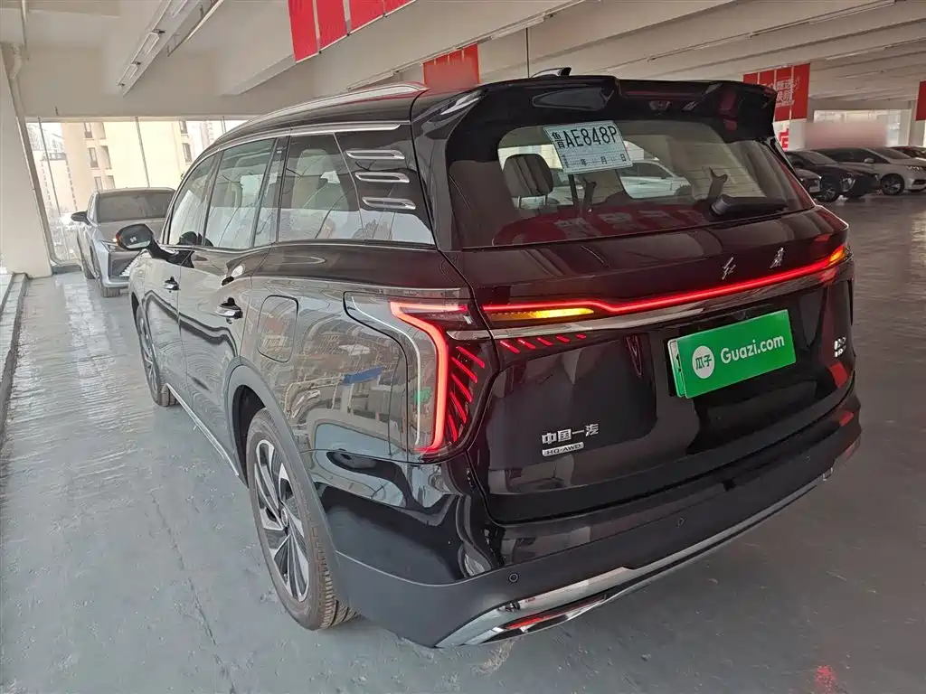 Hongqi HS7 PHEV 2025 — фото 23