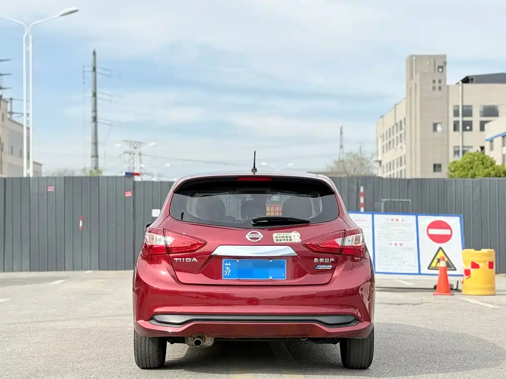 Nissan Tiida 2018 — фото 6