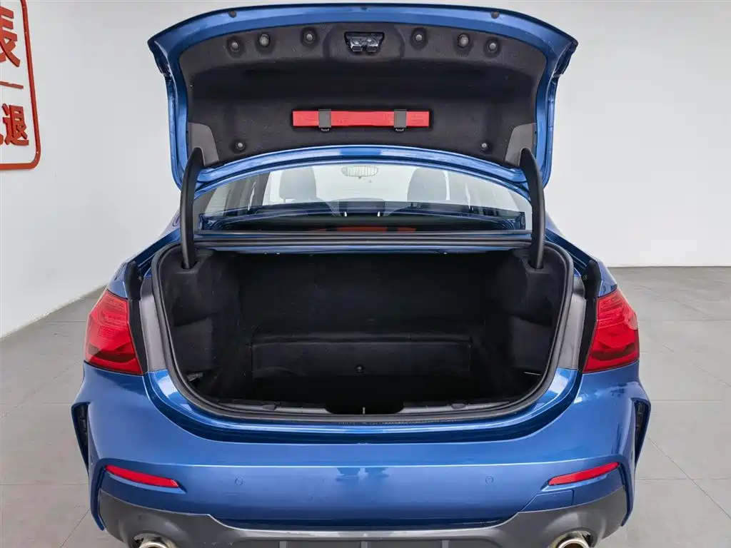 BMW 1 Series 2020 — фото 16