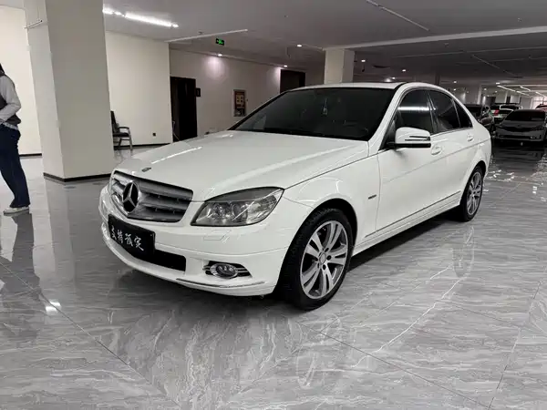 Mercedes-Benz C-Class 2011