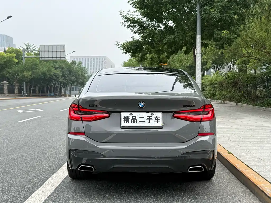 BMW 6 Series GT 2023 — фото 31