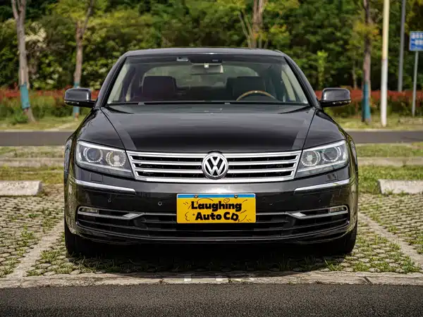 Volkswagen Phaeton 2012