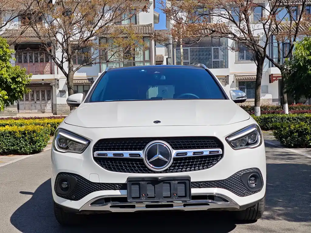 Mercedes-Benz GLA 2022 — фото 2