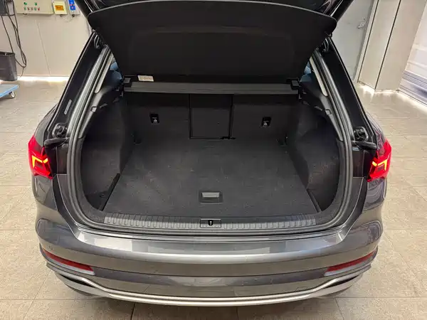 Audi Q3 2021