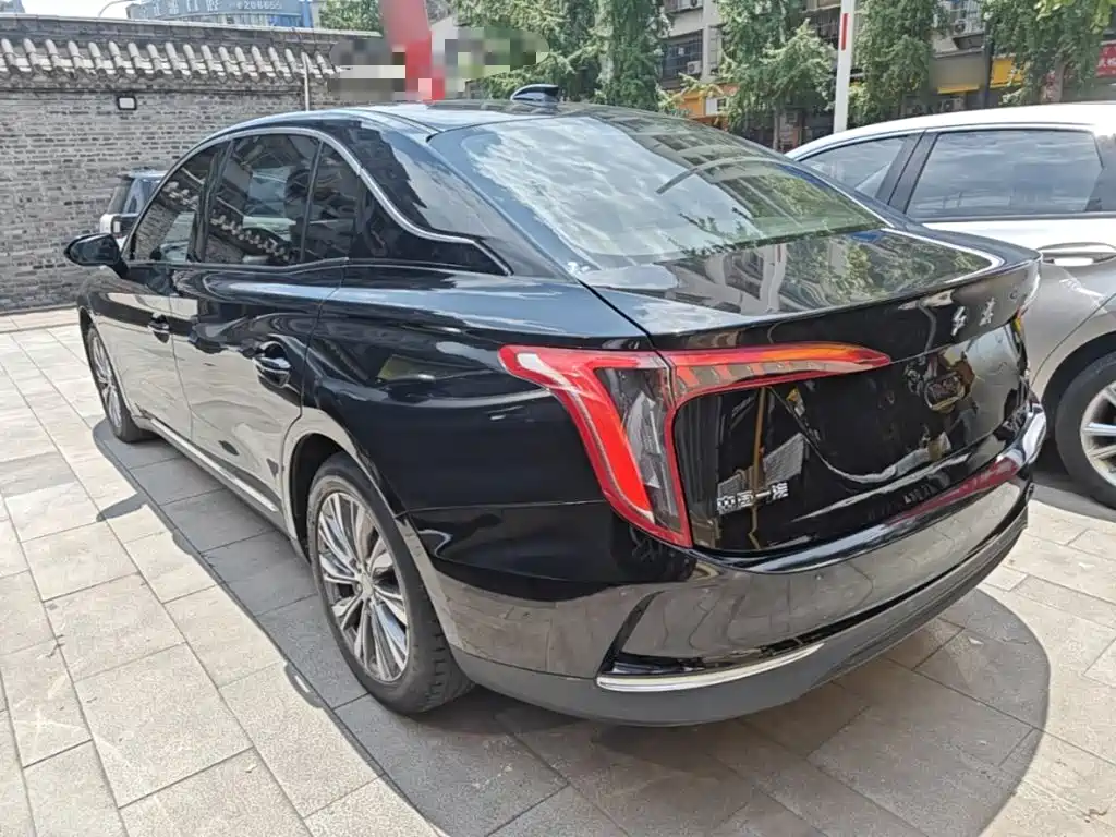 Hongqi E-QM5 2022 — фото 5
