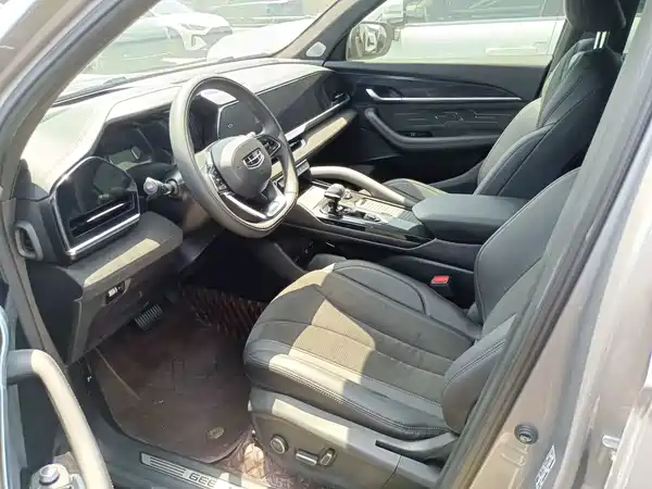 Geely Xingyue L 2024