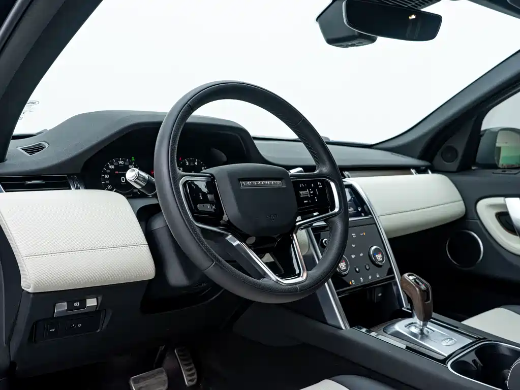 Land Rover Discovery Sport 2021 — фото 13