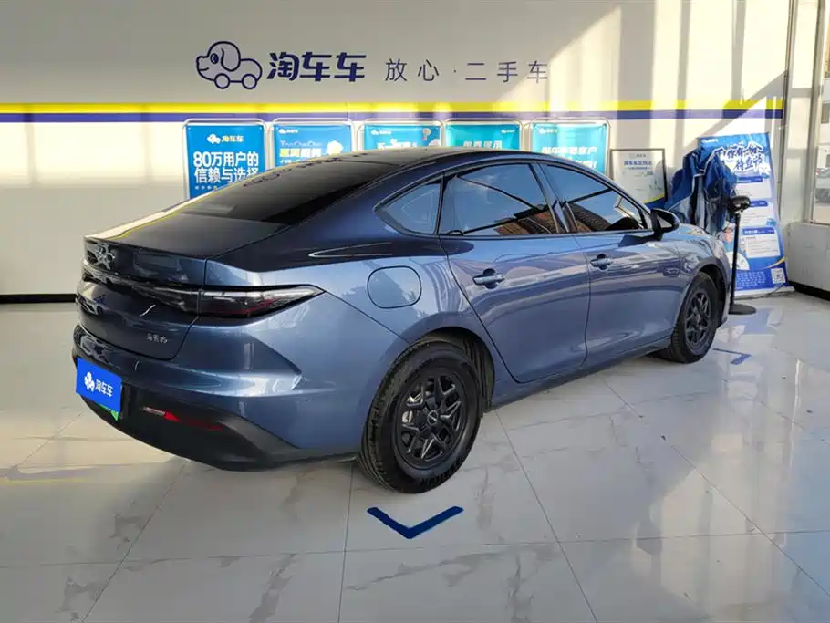 BYD Seal 05 DM-i 2025 — фото 3