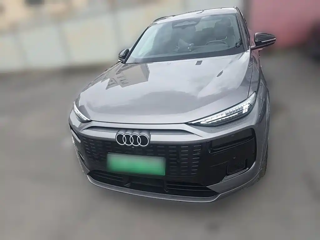 Audi Q6L E-Tron 2025 — фото 5